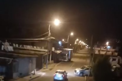 Los criminales le cerraron el paso para poder llevarse el otro automotor.