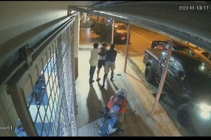 El secuestro del cabo Valarezo fue en los exteriores de un gimnasio.
