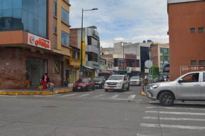 Algunos extranjeros, tras el anuncio realizado, dejaron el cantón Pelileo, en Tungurahua.