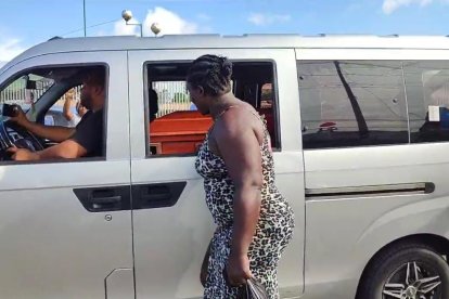 El cortejo fúnebre llegó desde Guayaquil.