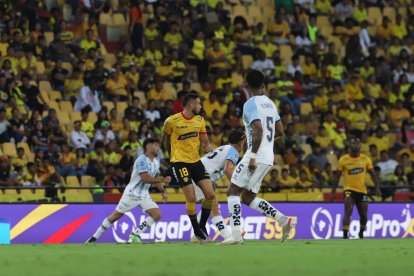 Los equipos están empatando a cero en el Monumental.