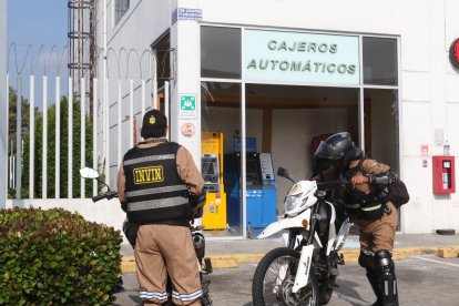 En esta estación móvil intentaron llevarse el dinero de uno de los cajeros automáticos.