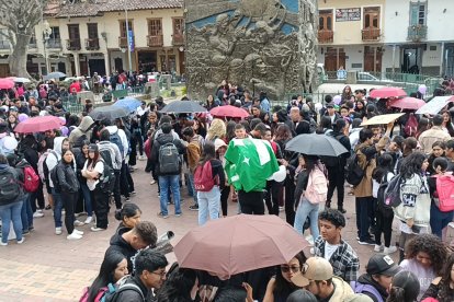 Los convocados a la marcha en Loja.
