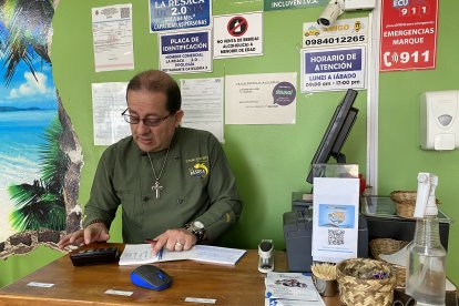 Juan Fernando Delgado considera una falla que no haya baños en las estaciones.