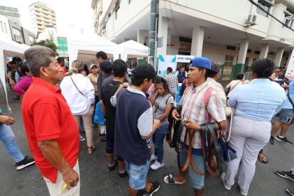 Comerciantes informales también sintieron la desorganización.