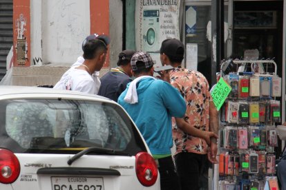 La Policía indicó que las bandas que roban a personas son un problema.