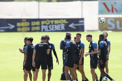 La práctica de Independiente del Valle se desarrolló en un ambiente de compañerismo y alegría.