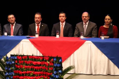 Autoridades de Ecuador, presentes.
