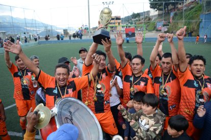 El Club León se impuso en la categoría master.