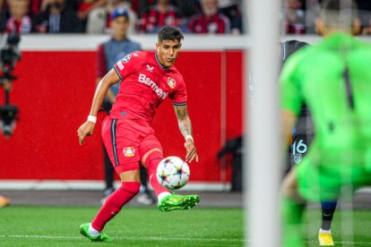 Piero Hincapié es el ecuatoriano con más minutos jugados en la actual Europa League