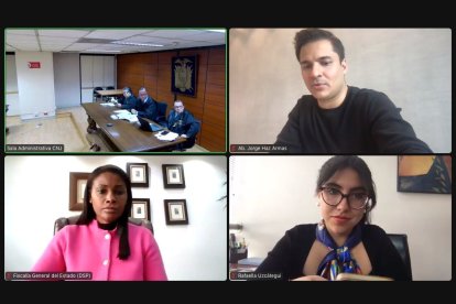 La fiscal general, Diana Salazar (vestido rosado), estuvo en el proceso de forma telemática.