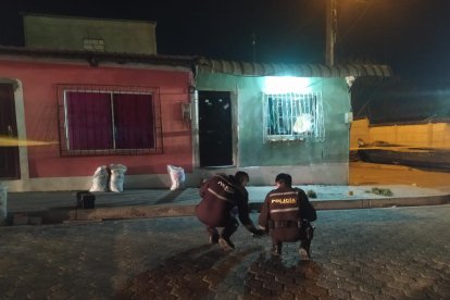 Policías recogieron 33 indicios balísticos en el lugar, 18 calibre 22 y 15 calibre 9 milímetros.