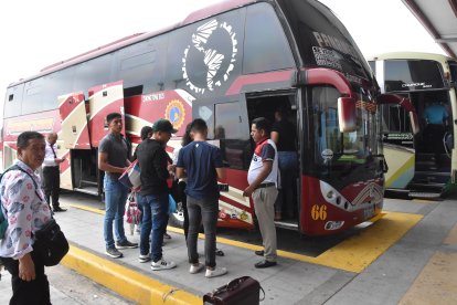 Turistas dejan El Oro.