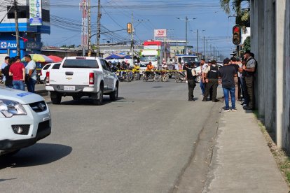 En este vehículo se movilizaban las víctimas, en el sur de Milagro.