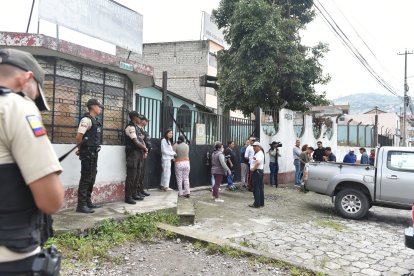 Moradores que viven en los alrededores hicieron un plantón la mañana de ayer para pedir seguridad en la zona.