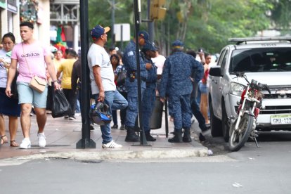 Comerciantes y Metropolitanos se enfrentaron en el centro.