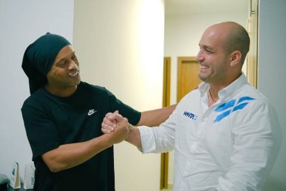 El alcalde de Manta, Agustín Intriago, fue asesinado 10 meses después de este evento. Él también ha sido relacionado con Norero por la Fiscalía.