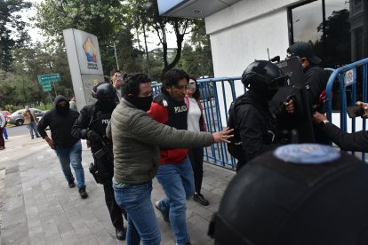 Fabricio Colón Pico fue llevado a la Unidad de Flagrancia de Quito para las diligencias judiciales.