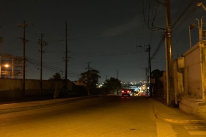 Falta de luminaria funcional.