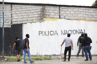 La Policía, en Socio Vivienda 2.