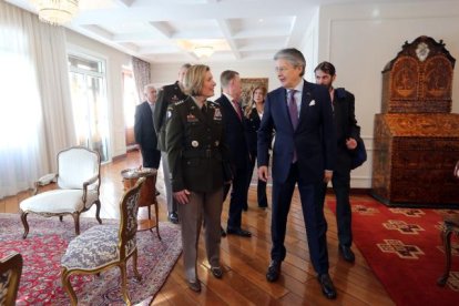 En septiembre de 2022, Lasso recibió a la comandante Richardson, en Quito.