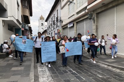 Allegados exigieron por los suyos en Cotopaxi.