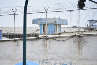 La cárcel de Machala está controlada por los privados de libertad.