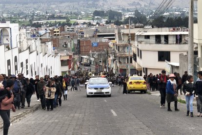 Las calles de Salcedo se llenaron de honores para el cabo.