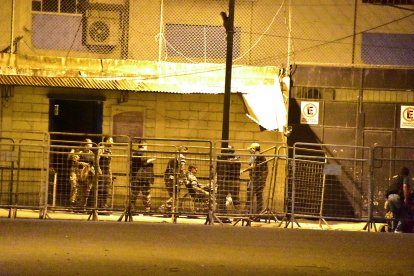 Así fue la liberación de los 15 guías penitenciarios secuestrados en Machala.