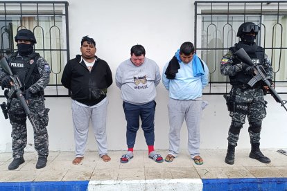 La operación dejó detenidos.