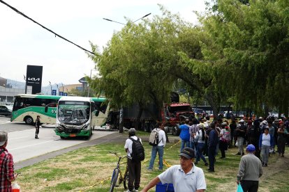 El accidente ocurrió a las 11:00 del 31 de enero. El tráiler arrastró al menos 60 metros a los otros vehículos.