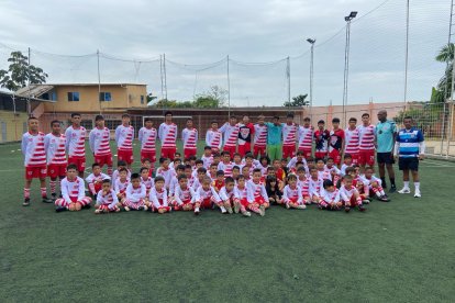 Parte de las categorías    de las Canteras de Naranjal, muchos chicos han ido a entrenar a Independiente del Valle.
