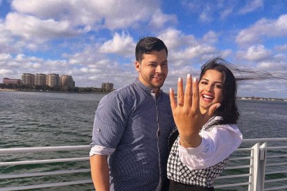 La tiktoker mexicana Alebamaaa y su novio el doctor ecuatoriano Pablo Armas.