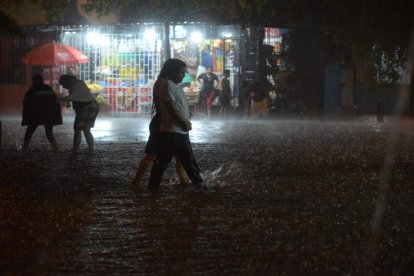 En el sector del Cisne 2 también se registró una lluvia intensa.