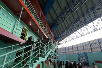 La presencia del comando en cárceles es permanente.