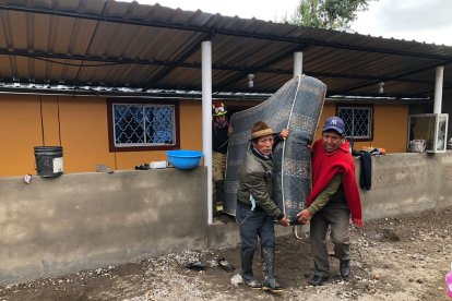 La lluvia registrada en la tarde del lunes 5 de febrero afectó a casas que están cerca de las quebradas.