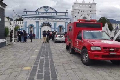 Los cadáveres fueron retirados del anfiteatro de la ciudad de Riobamba, localidad cercana a Colta.