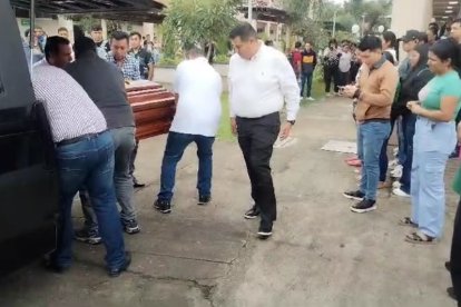 El deceso del profesor Cristhian Vallejo, de 45 años, enlutó al Alma Mater quevedeña.