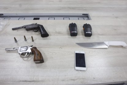 Lo incautado a los capturados.