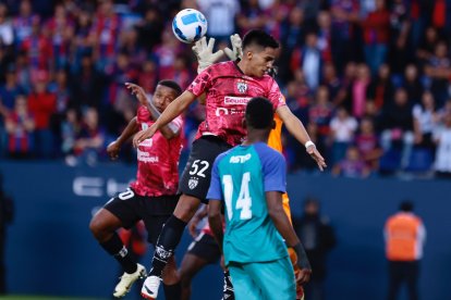 Los jugadores se enfrentaron en un partido amistoso.