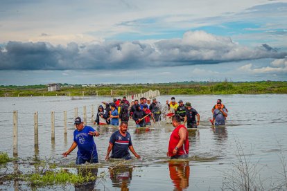 Este martes 20 de febrero de 2024 hubo extensas zonas inundadas en el cantón Playas.