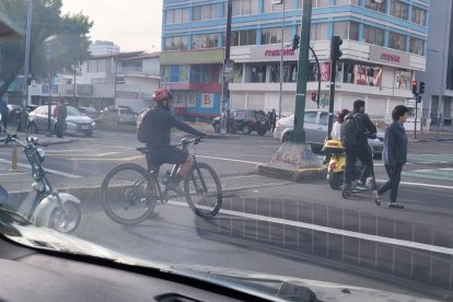 Ciudadanos han mostrado sus reclamos por personas que usan ciclovías en motos.