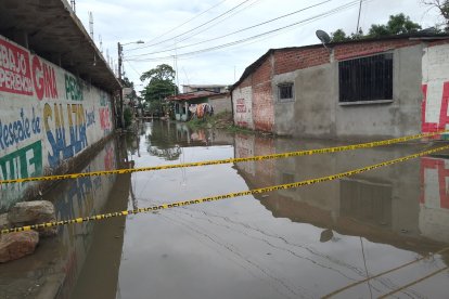 El agua empezó a subir y a cubrir extensos sectores entre el sábado 17 y el domingo 18.de febrero.
