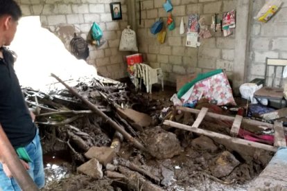 Así quedó el interior de la vivienda