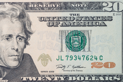 Los billetes de dólar cuentan con una combinación alfanumérica a modo de número de serie.