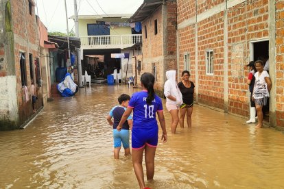 En diversos sectores, las calles parecían ríos.