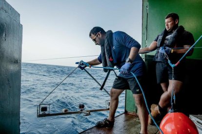 Los equipos de investigación realizarán un muestreo de ADN ambiental en el mar.