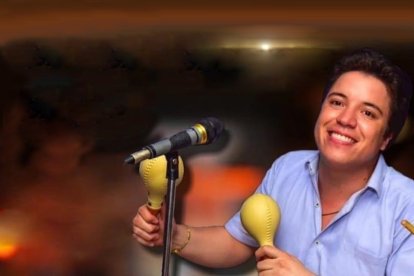 El doble del cantante Héctor Lavoe también vendió pizza y sancocho venezolano durante la pandemia.