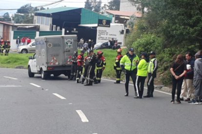 Una persona murió en el sector Miravalle, en el oriente de Quito, tras un choque.