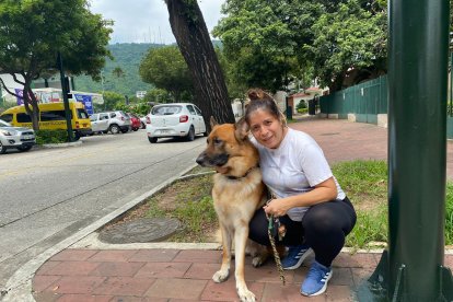 Génesis Peña paseaba a su pastor alemán Iron en Los Ceibos.